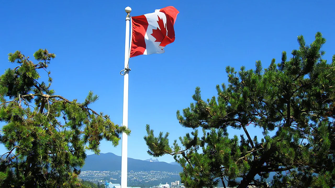 13 facts about Canada