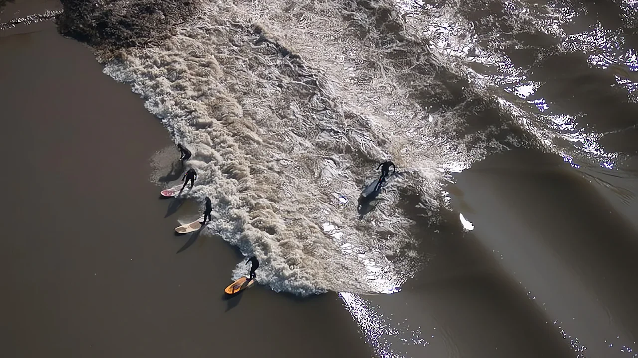 現象の川Severnの"Severn穴"